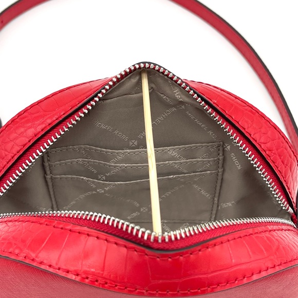 Michael Kors Small Front Packet Oval Crossbody Bag - Picture 6 of 8